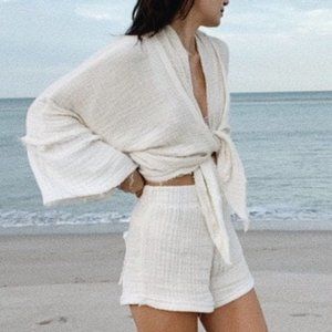 Raw Cotton Bohemian Beach Wear White Bell Sleeve Front Tie Kimono Top